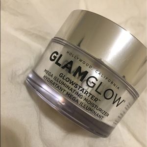 GLAM GLOW illuminating moisturizer